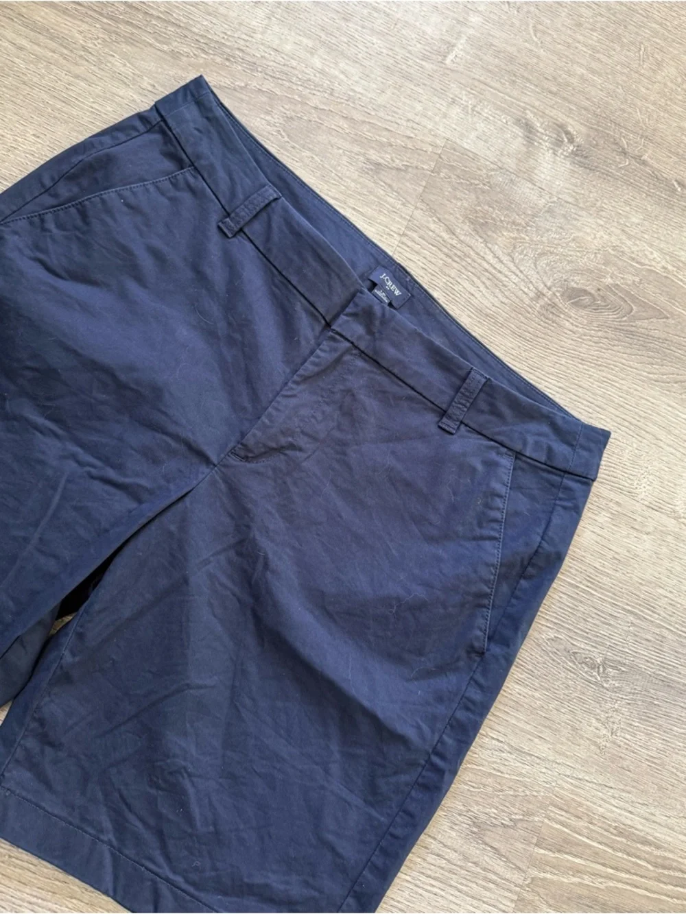 •J.CREW• CHINO SHORTS - Picture 2 of 5